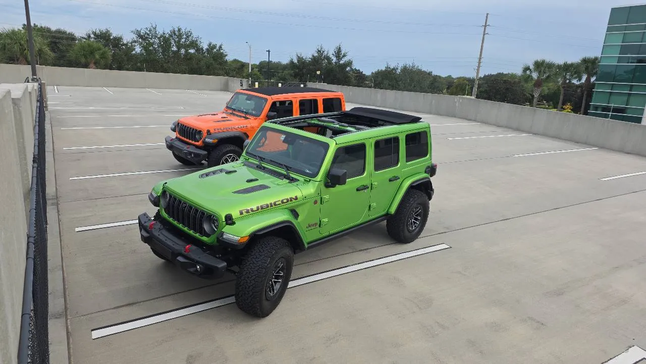 JEEP Wrangler photo 4