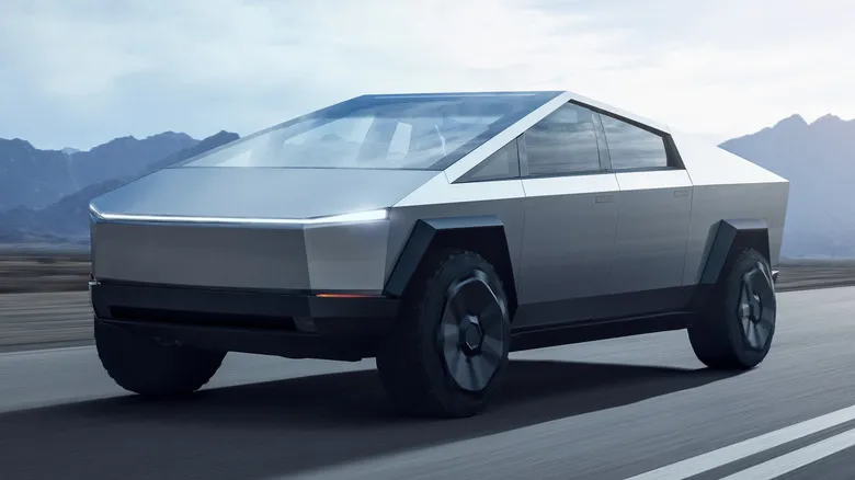 2024 Tesla Cybertruck photo 2
